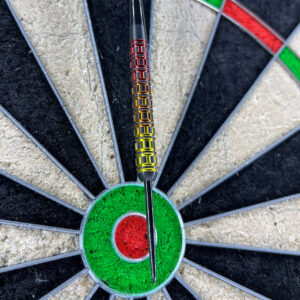 Winmau Firestorm Flame straight 90%